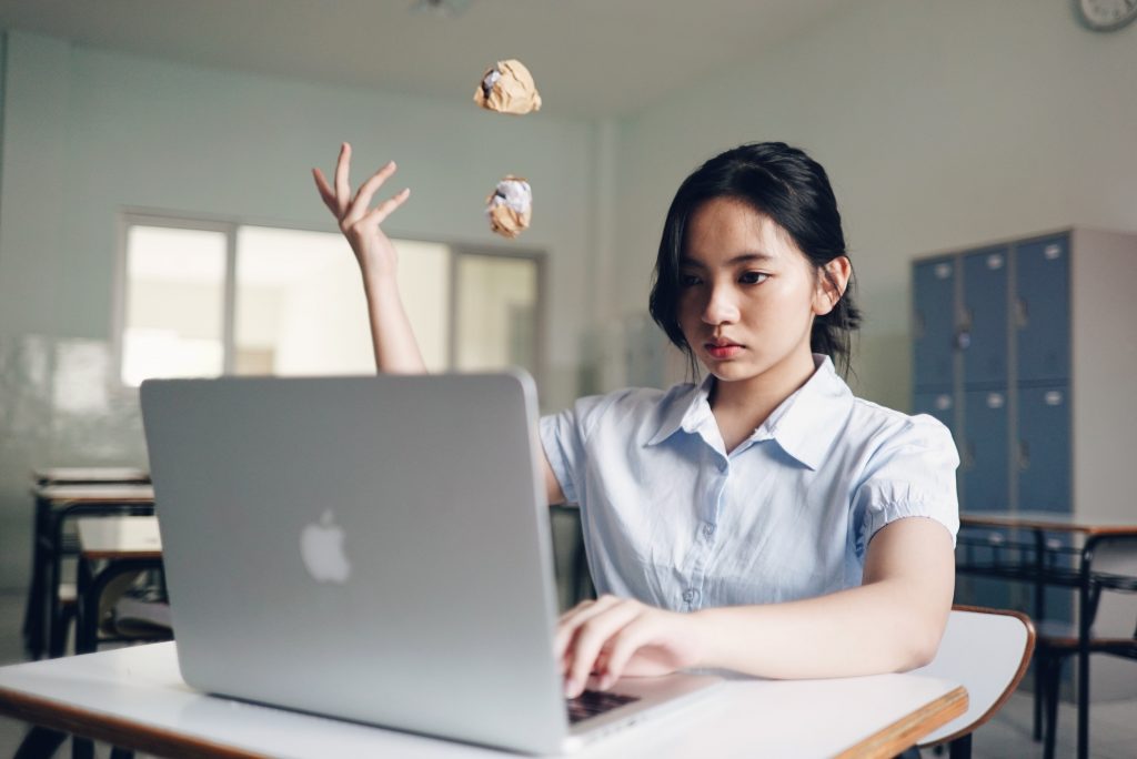 Is Spanish difficult to learn as an adult?