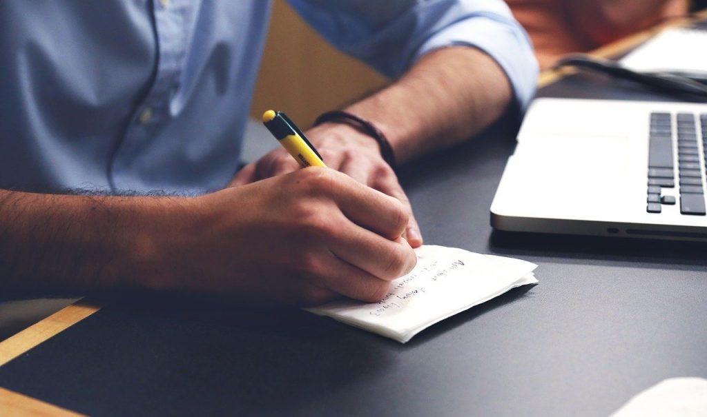 IS IT A SMART IDEA TO BE CONTINGENT ON ESSAY WRITING AMENITIES?
