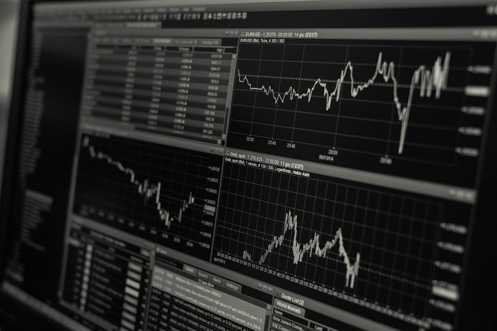 The top 6 reasons that swing trade alerts are the best for buying stocks