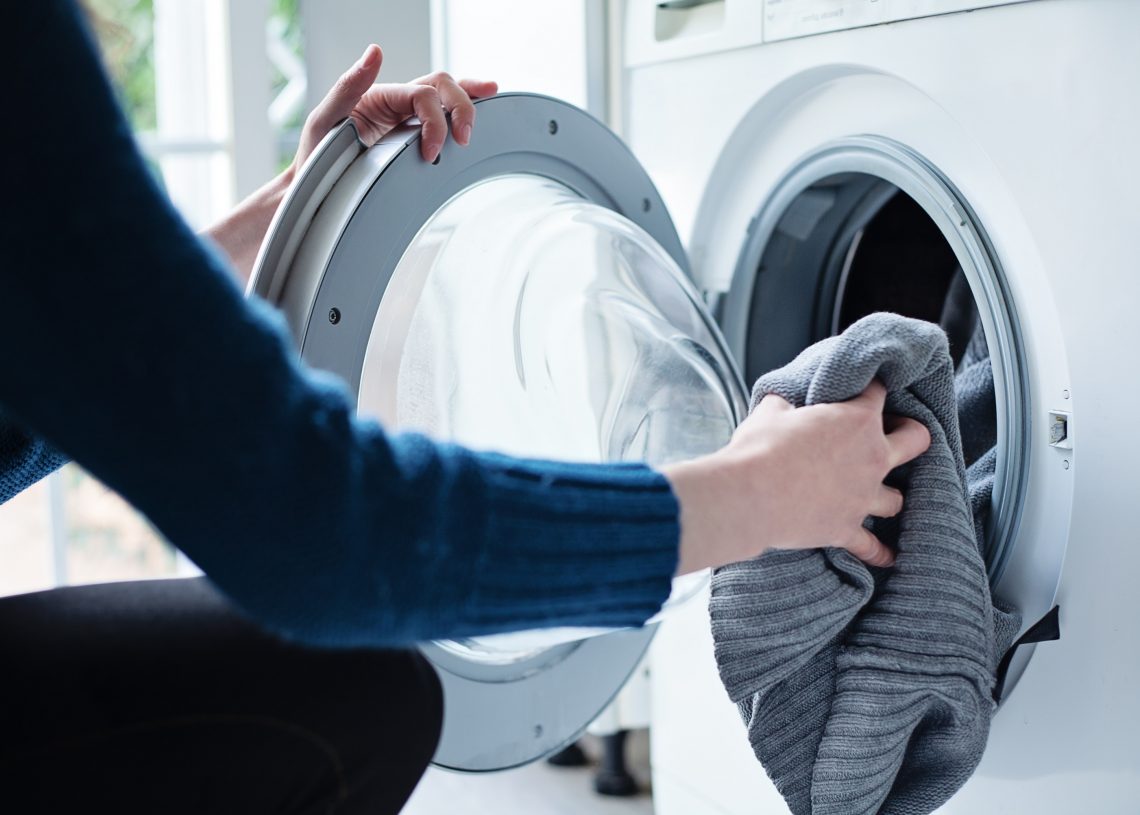 Going Off-Grid Doesn't Mean You Have To Give Up Using A Washing Machine